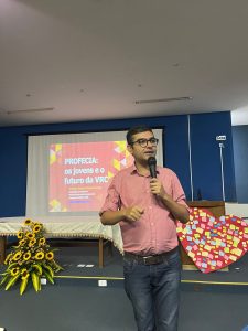 Formandas participam de Assembleia da CRB