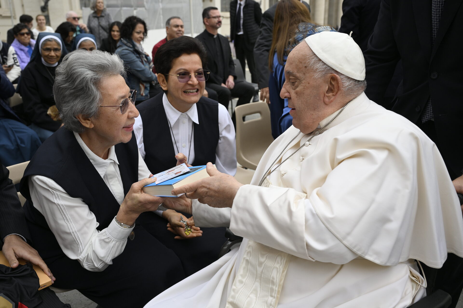 Processo de Irmã Adélia avança no Vaticano com entrega de documentos e encontro com o Papa Francisco