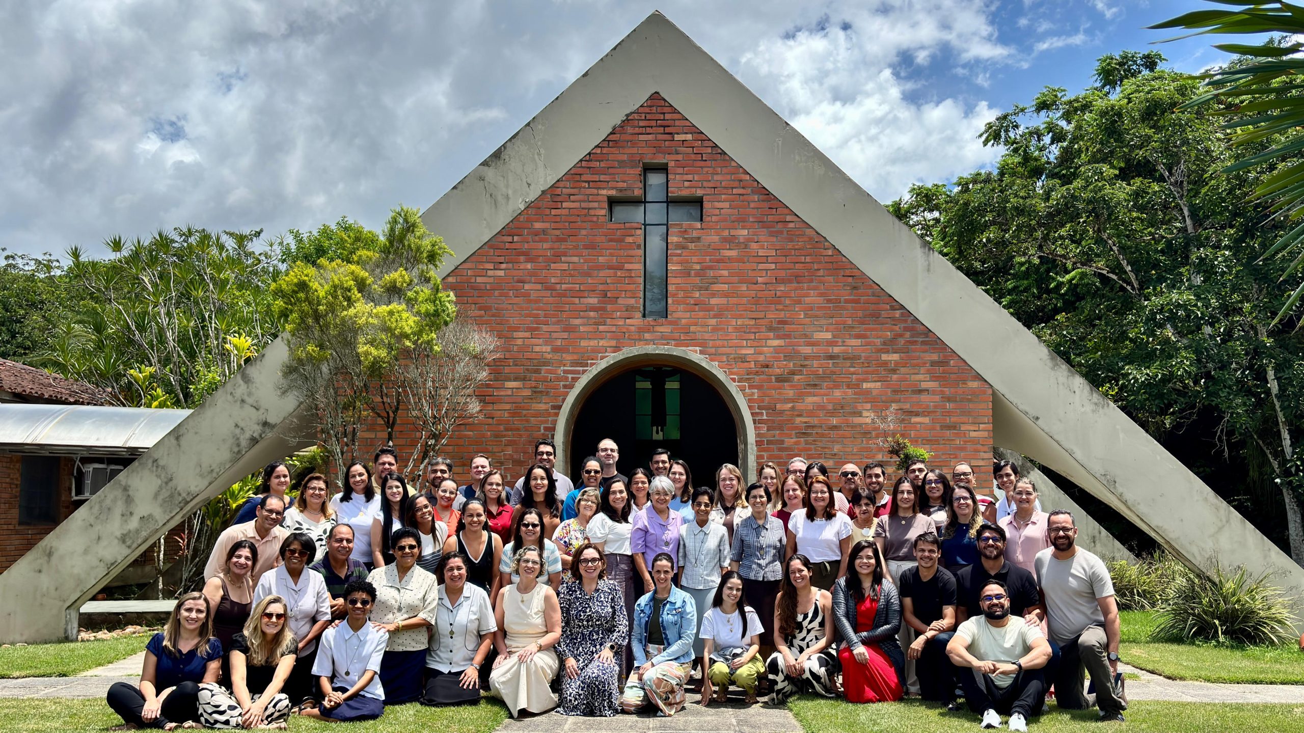 Gestores da Rede Damas participam de encontro formativo em Aldeia (PE)